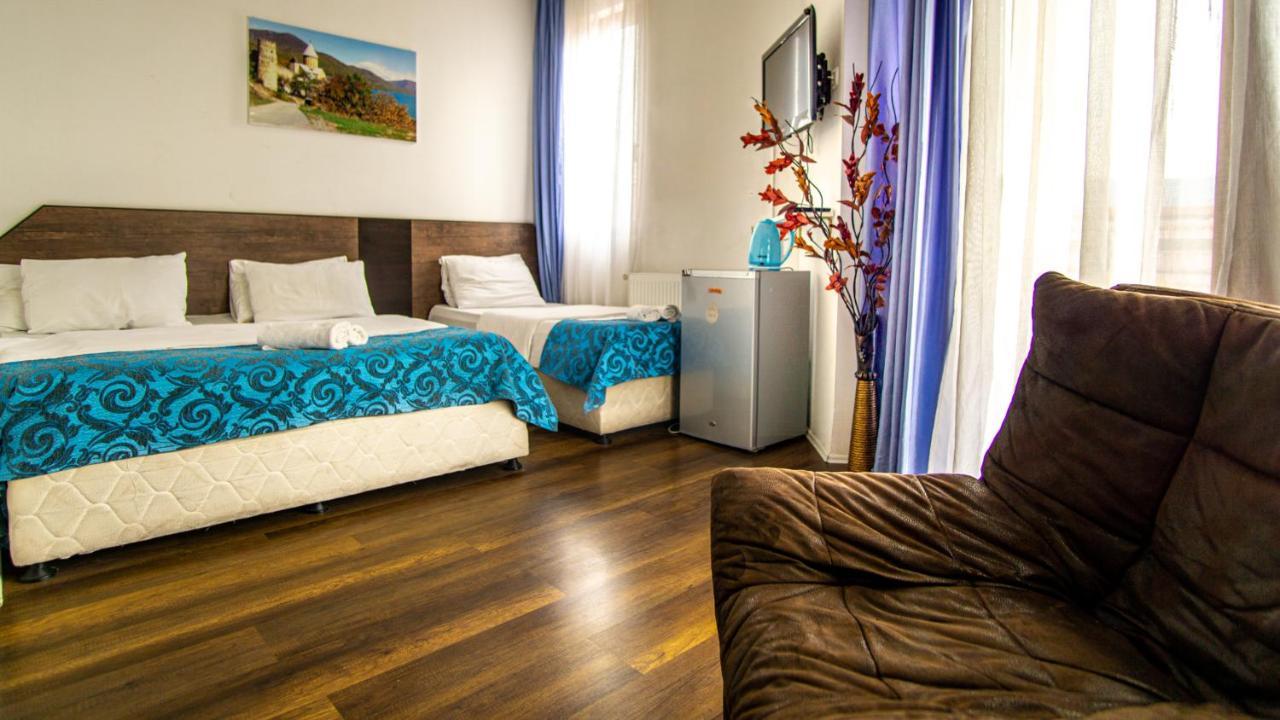 Aia Hotel Tiflis Dış mekan fotoğraf