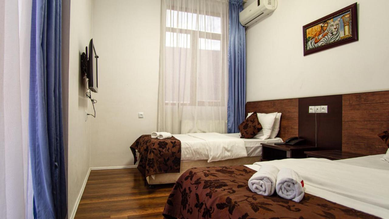 Aia Hotel Tiflis Dış mekan fotoğraf