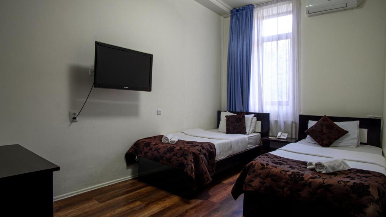 Aia Hotel Tiflis Dış mekan fotoğraf