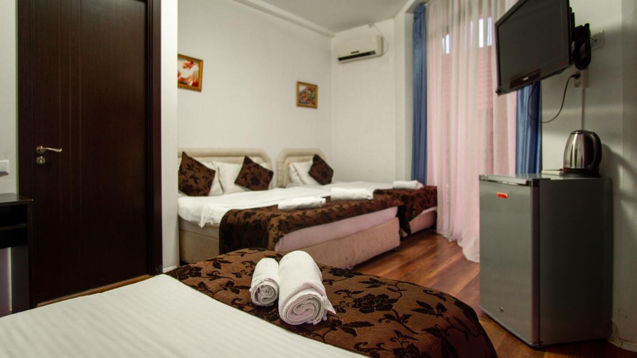 Aia Hotel Tiflis Dış mekan fotoğraf