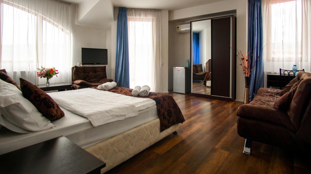 Aia Hotel Tiflis Dış mekan fotoğraf