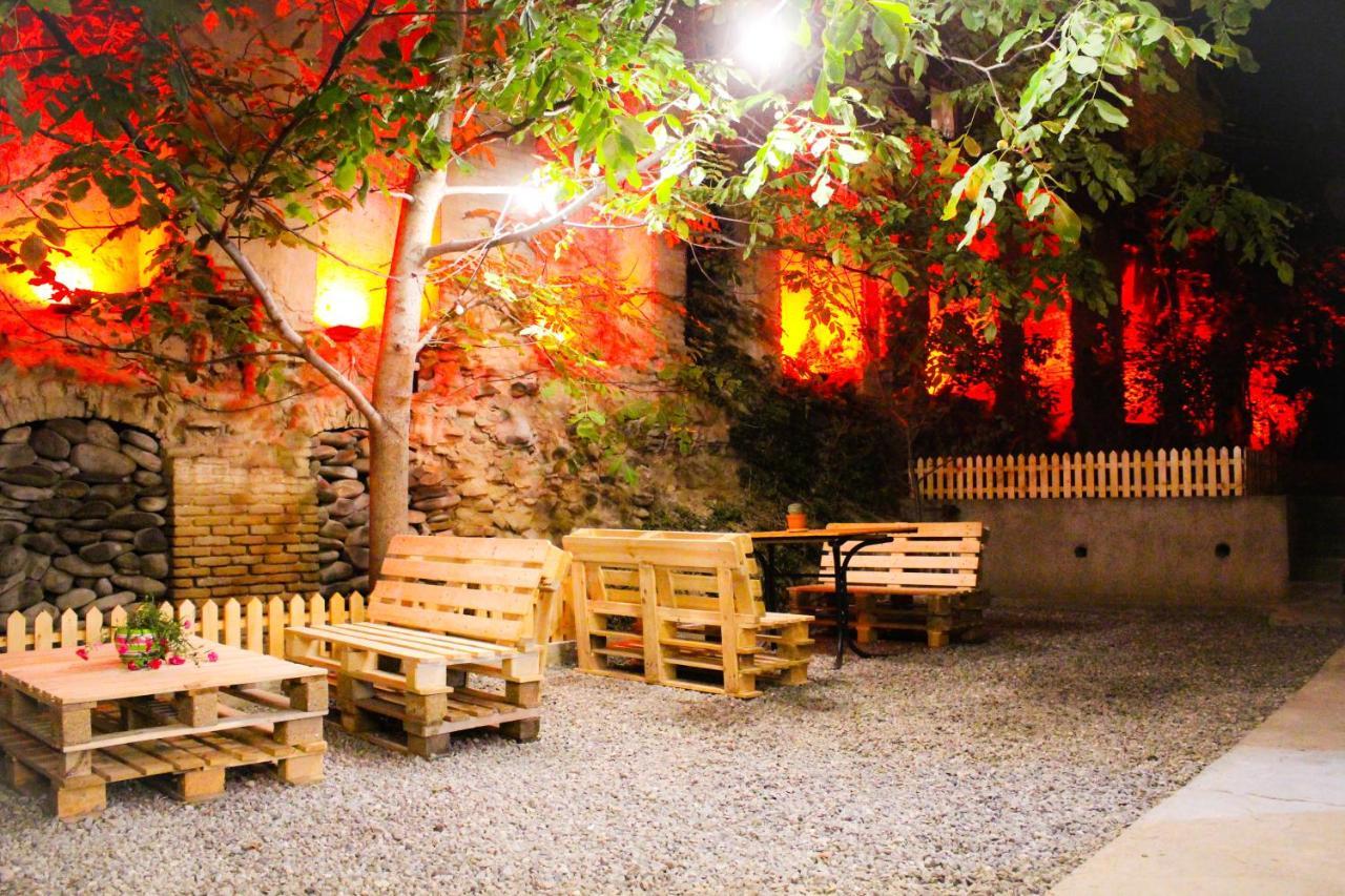 Aia Hotel Tiflis Dış mekan fotoğraf