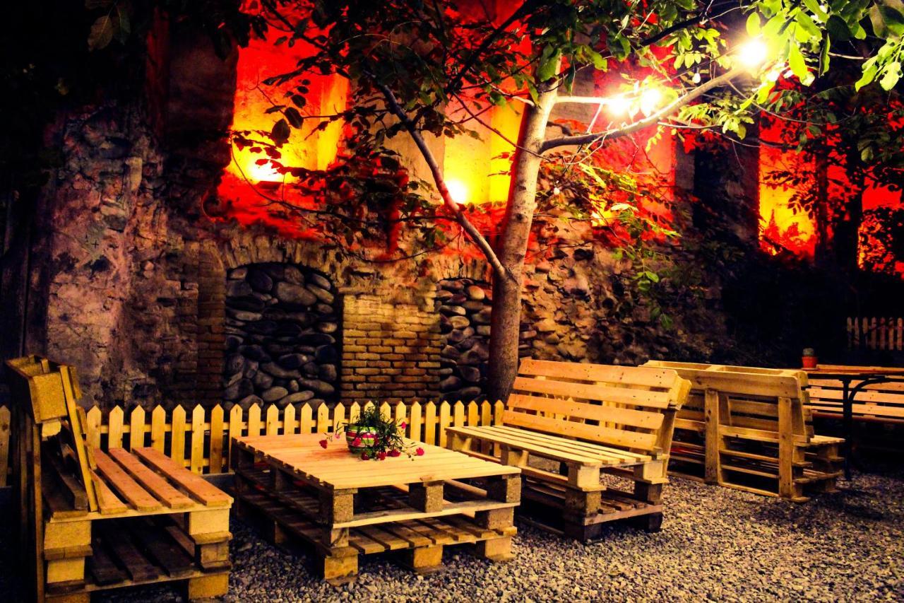Aia Hotel Tiflis Dış mekan fotoğraf