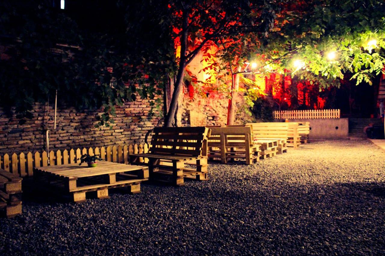 Aia Hotel Tiflis Dış mekan fotoğraf