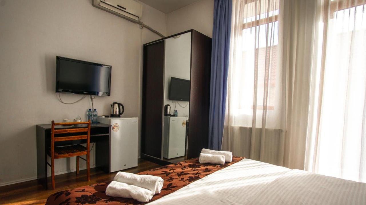 Aia Hotel Tiflis Dış mekan fotoğraf